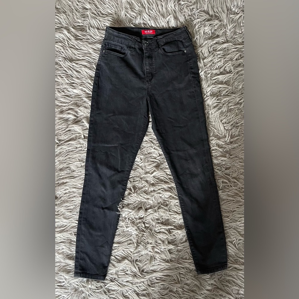 GUESS JEANS
